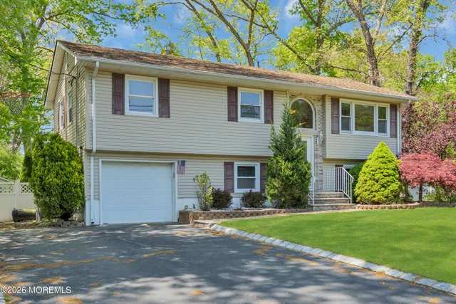 $569,000 | 400 Diamond Road, Jackson, NJ 08527