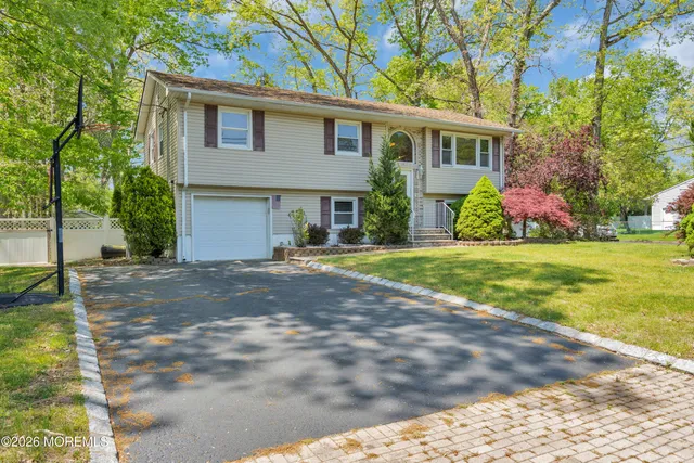$569,000 | 400 Diamond Road, Jackson, NJ 08527