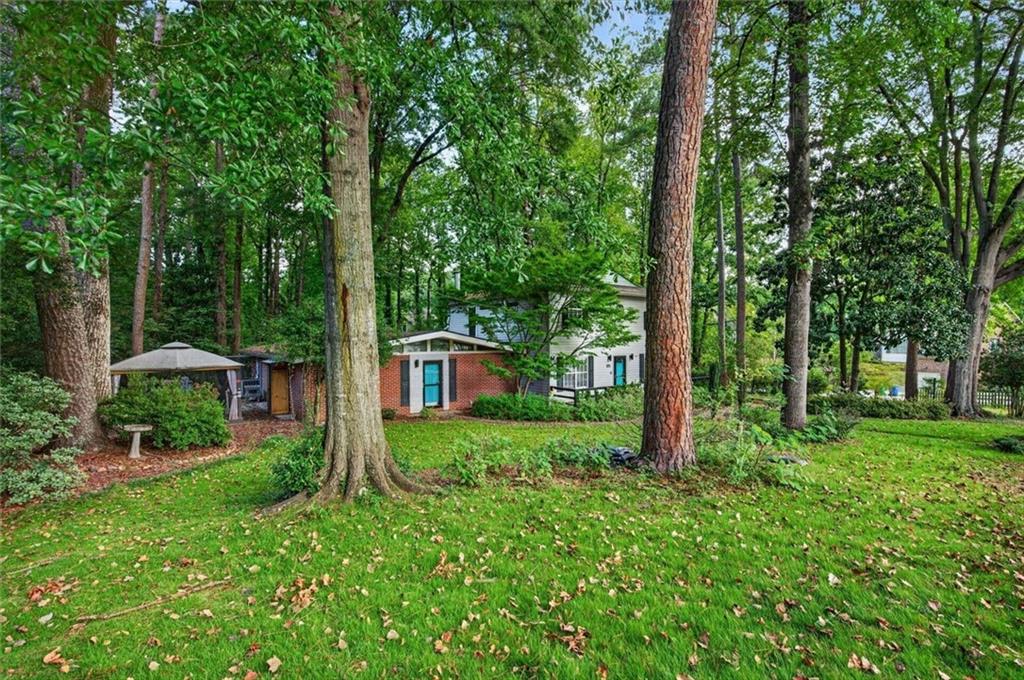 2447 East Osborne Road Northeast Atlanta, GA 30319 - Photo 4 of 51 Gallery Image 4