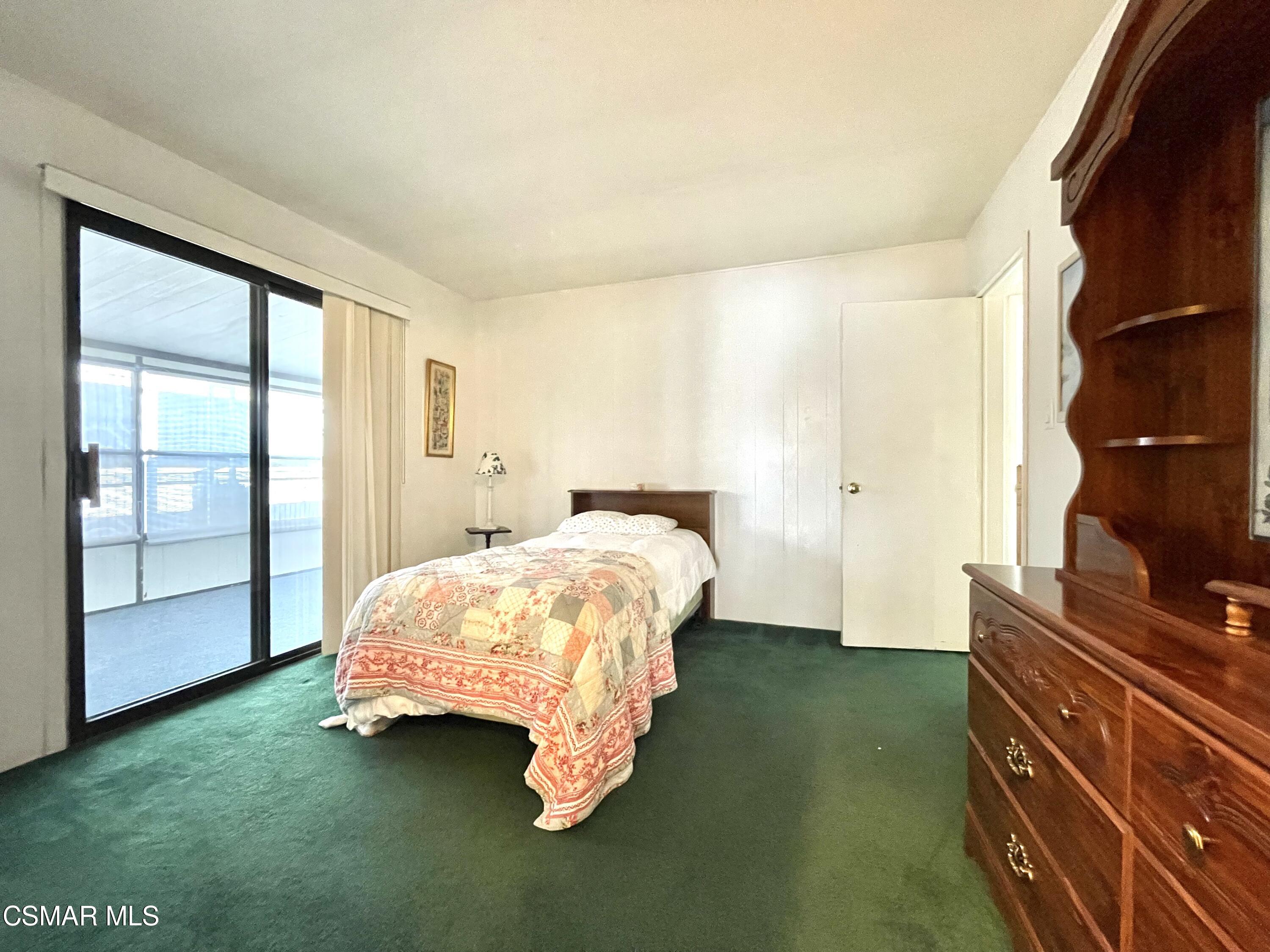 195 Tierra Rejada Road, Unit 98 Simi Valley, CA 93065 - Photo 18 of 35 77D9499C-BFDC-4DD4-B078-745001317530