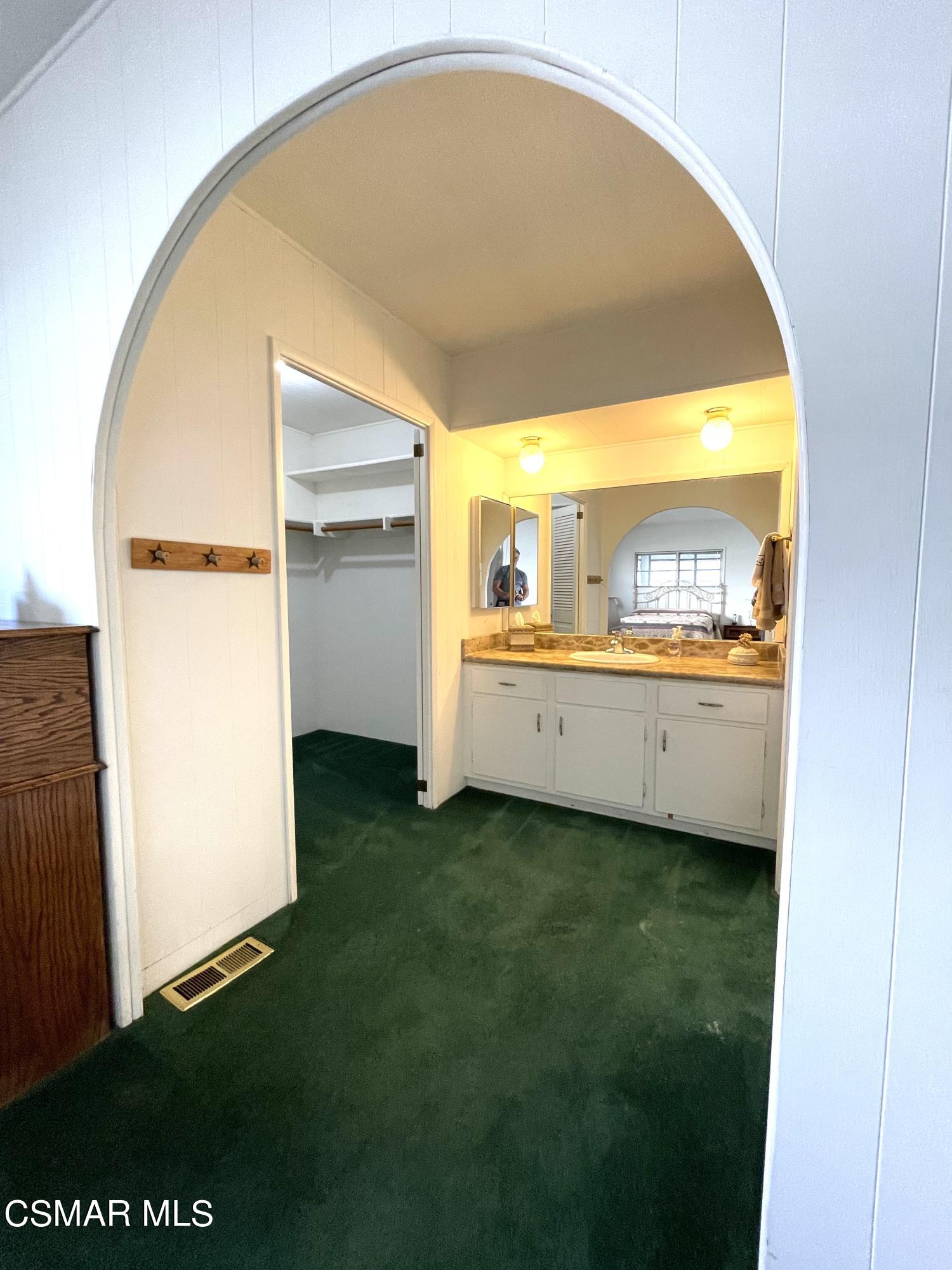 195 Tierra Rejada Road, Unit 98 Simi Valley, CA 93065 - Photo 29 of 35 373F105A-FD1C-4C00-89F9-A9B6B7DF77A2
