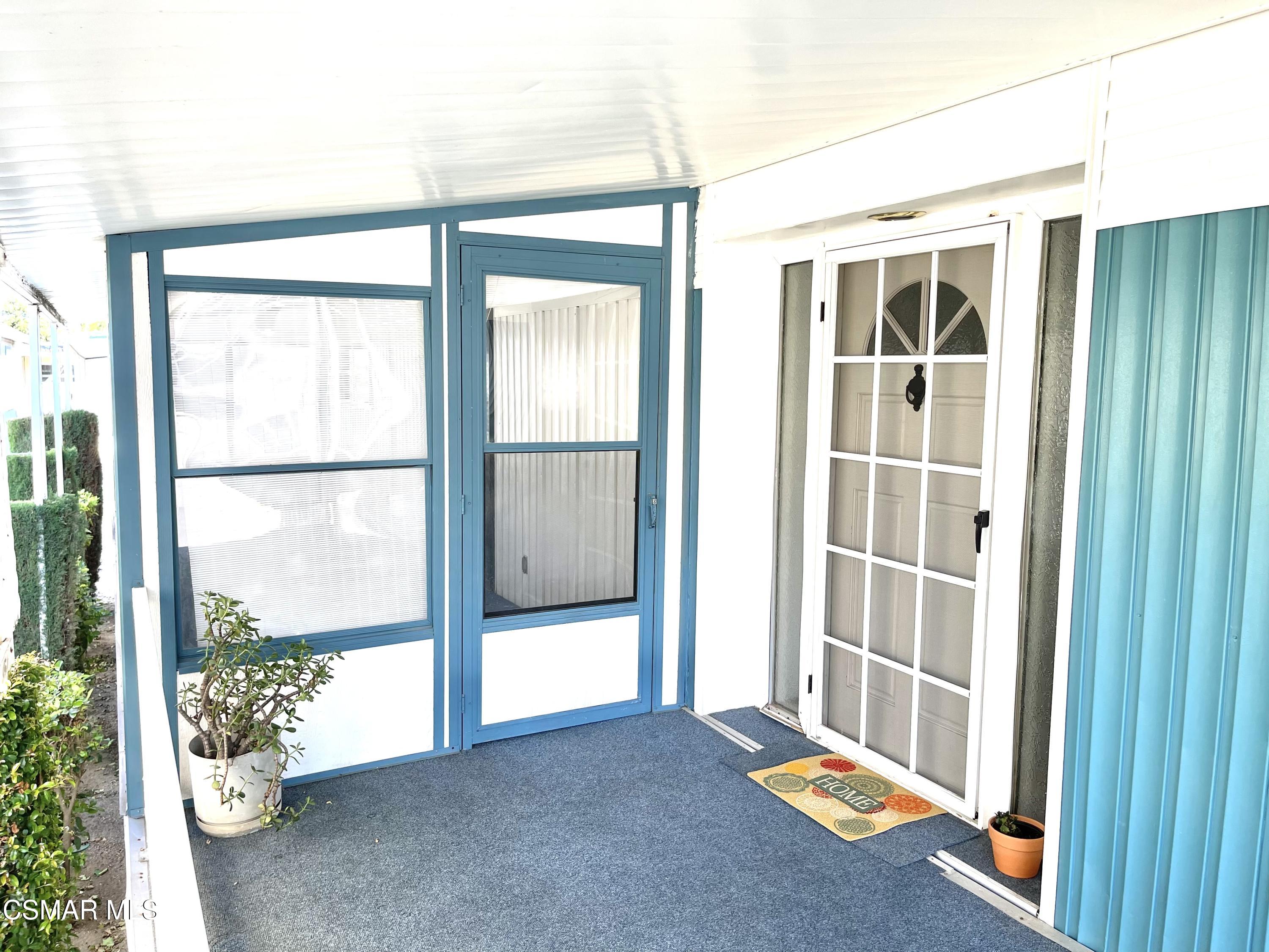 195 Tierra Rejada Road, Unit 98 Simi Valley, CA 93065 - Photo 8 of 35 AC205E4A-652F-4B7F-B478-8CB22D13503C