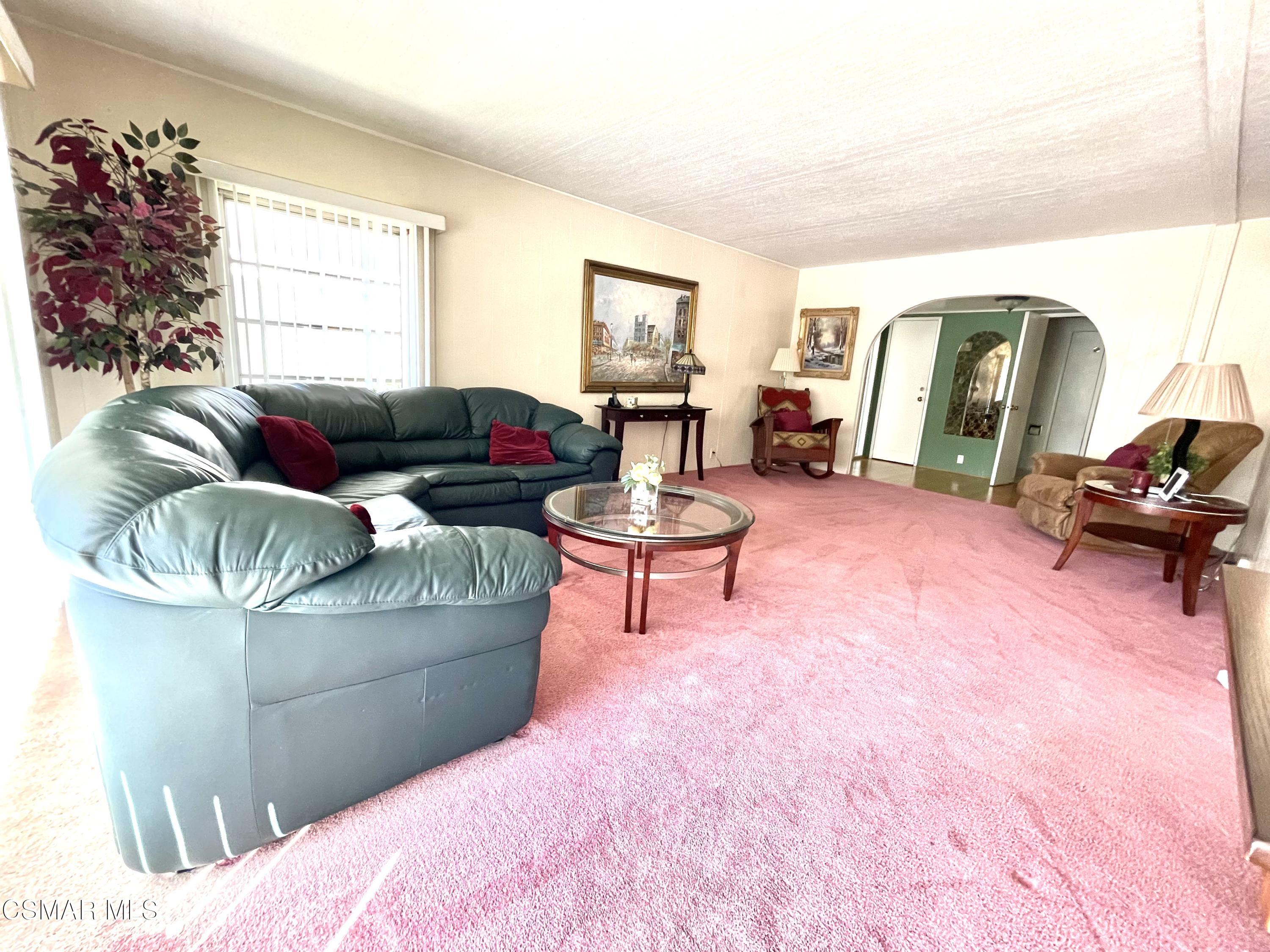 195 Tierra Rejada Road, Unit 98 Simi Valley, CA 93065 - Photo 9 of 35 371FA07A-06CD-4C18-B41B-4E03E062731E