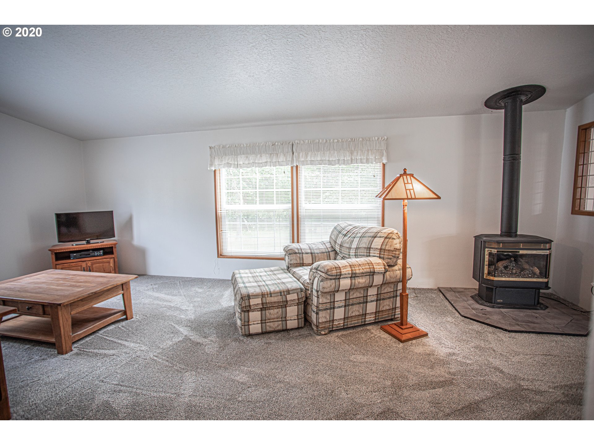 2169 State Road Mosier, OR 97040 - Photo 11 of 32 Gallery Image 11