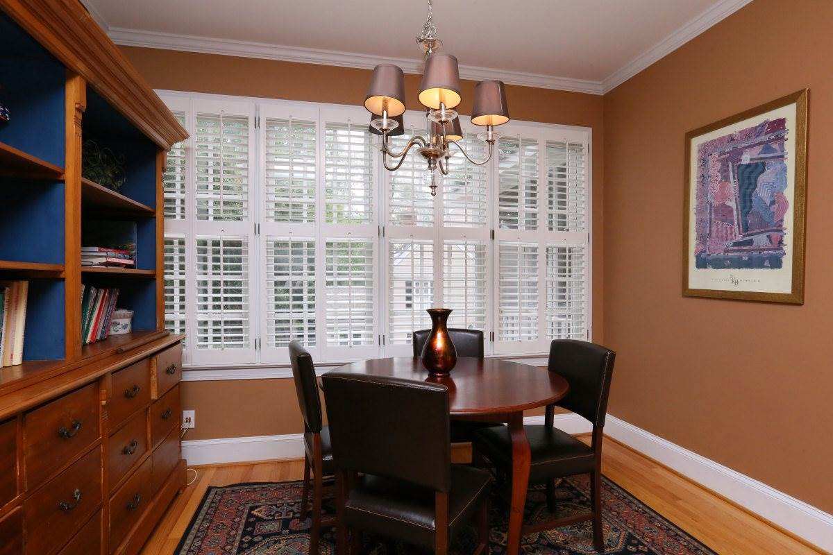 3200 Anderson Drive Raleigh, NC 27609 - Photo 9 of 25 Breakfast Room