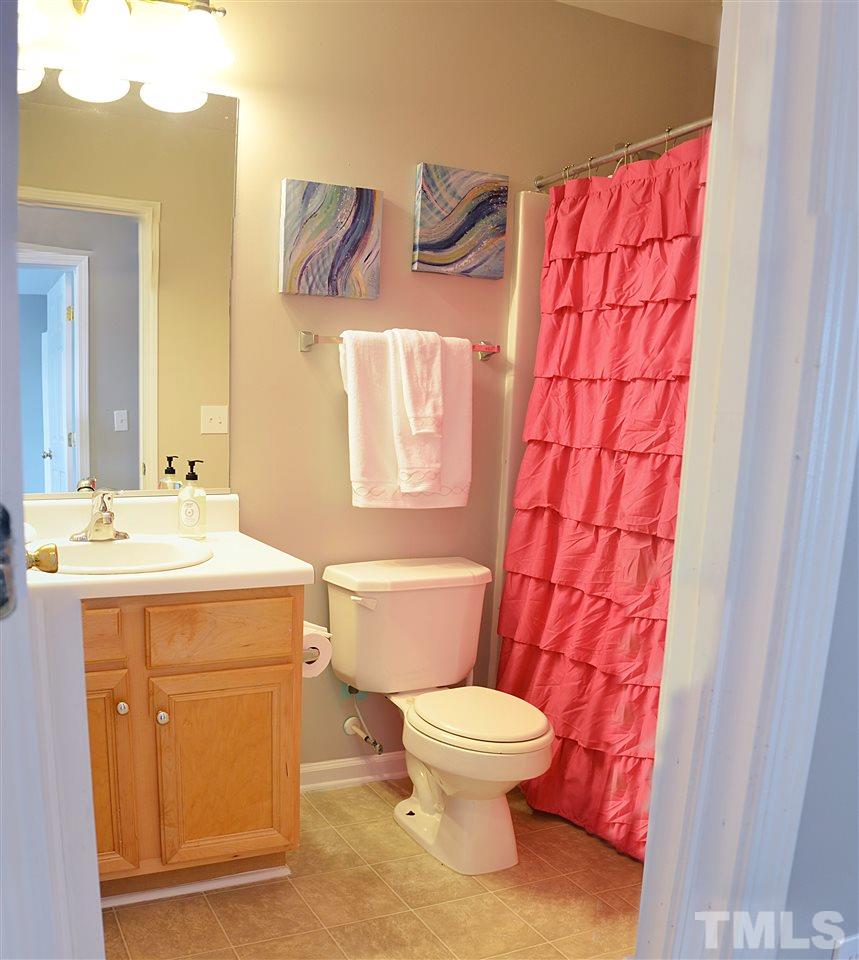 5724 Keowee Way Raleigh, NC 27616 - Photo 20 of 25 Gallery Image 20