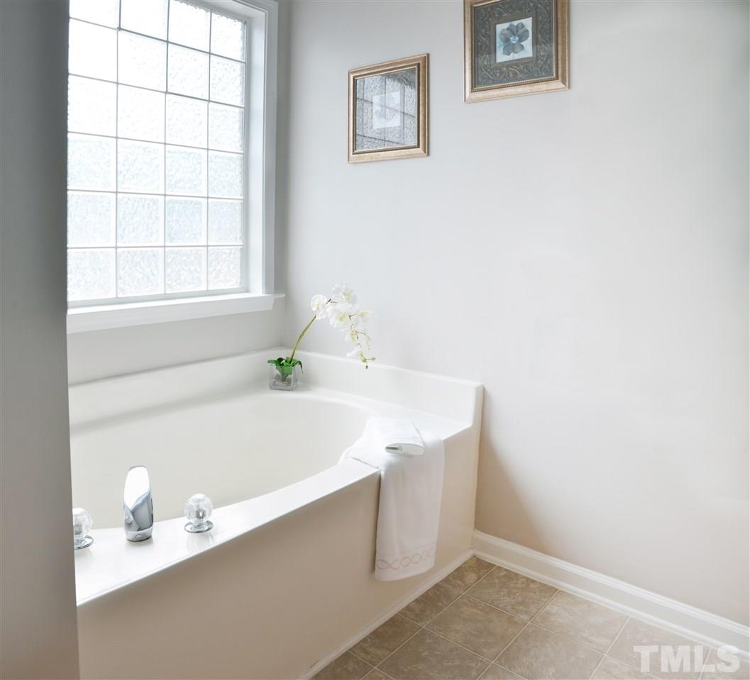 5724 Keowee Way Raleigh, NC 27616 - Photo 24 of 25 Gallery Image 24