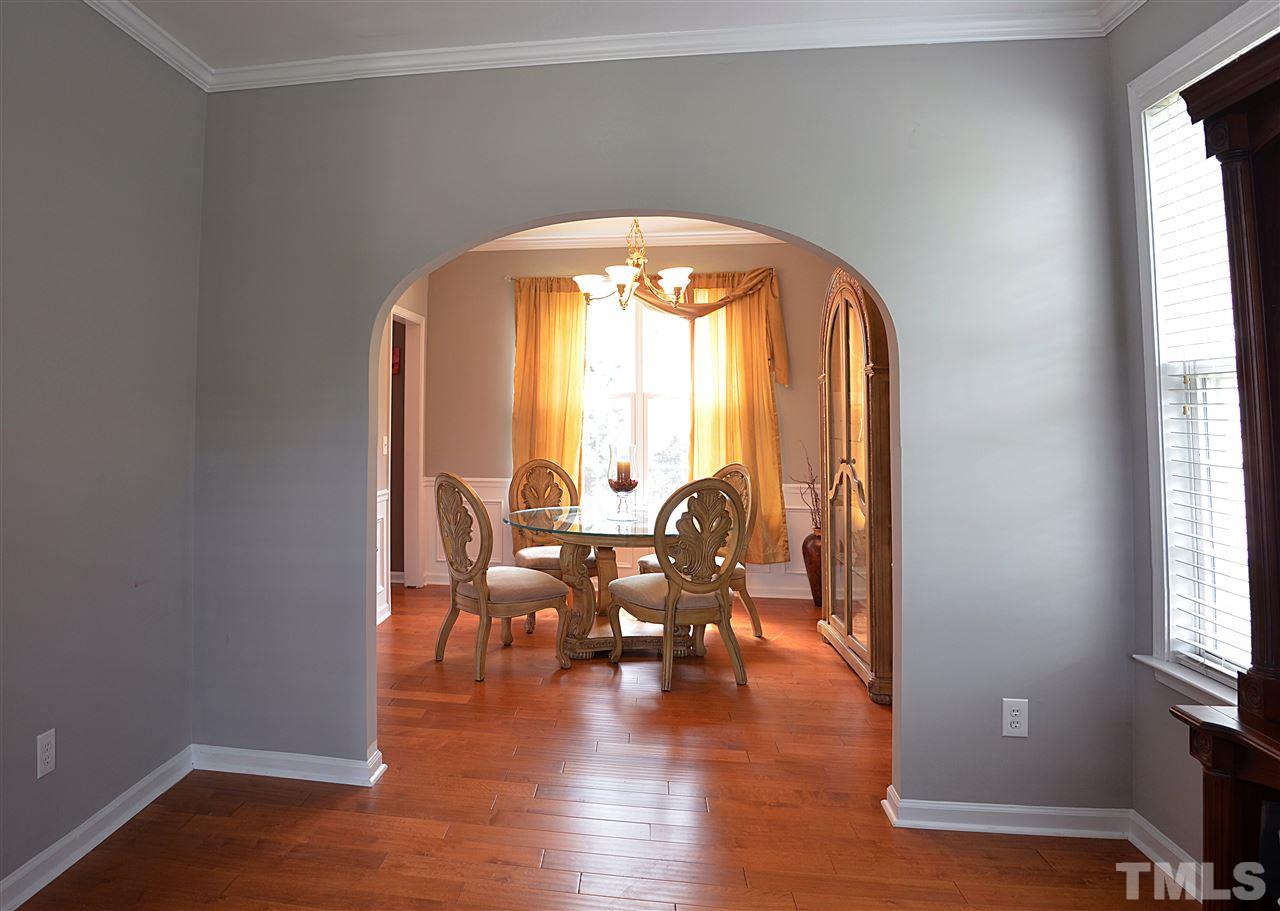 5724 Keowee Way Raleigh, NC 27616 - Photo 5 of 25 Gallery Image 5