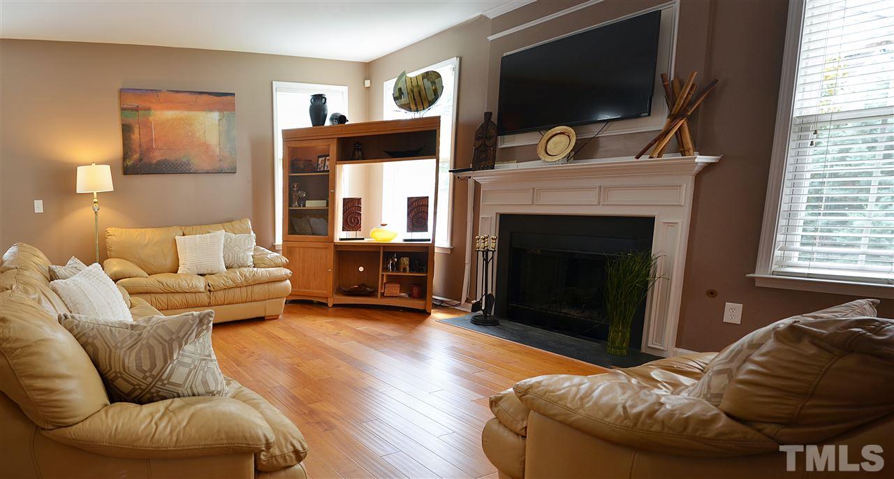 5724 Keowee Way Raleigh, NC 27616 - Photo 6 of 25 Gallery Image 6
