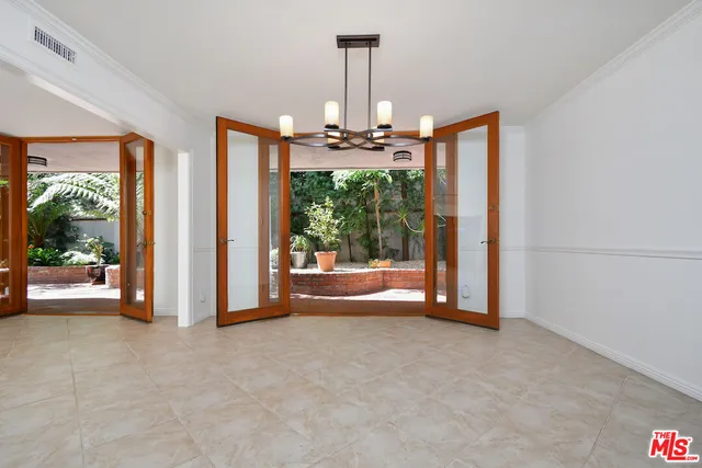 $1,399,000 | 14128 Dickens Street, Sherman Oaks, CA 91423