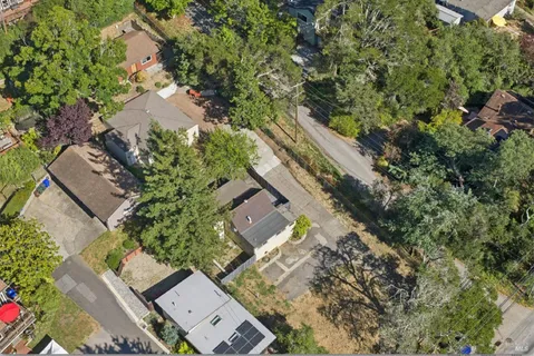 $995,000 | 552 Shoreline Highway, Mill Valley, CA 94941