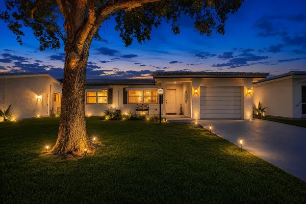 $374,999 | 8960 Northwest 12th Place, Plantation, FL 33322