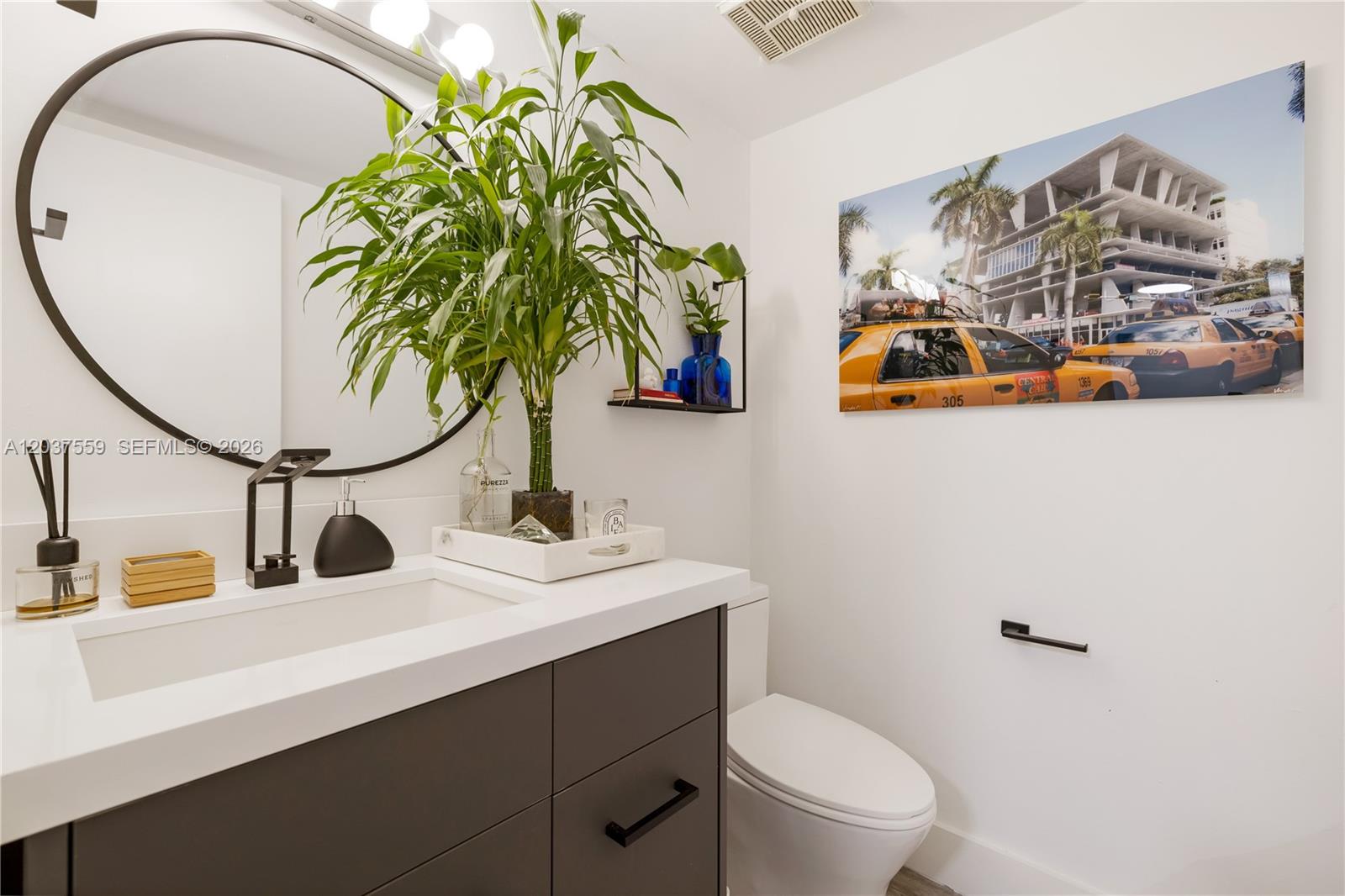 1250 Lincoln Road, Unit 510 Miami Beach, FL 33139 - Photo 5 of 23