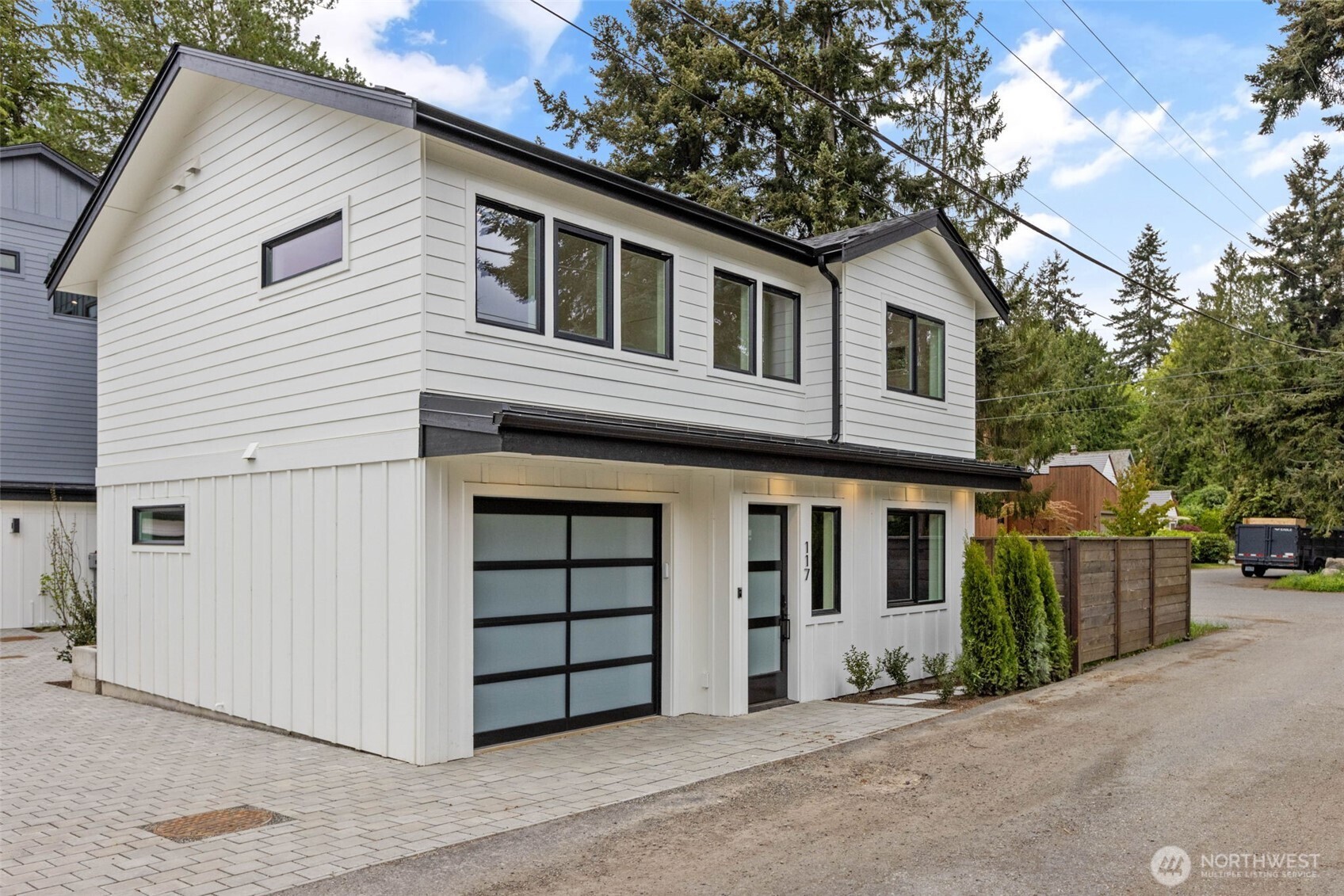 117 Northwest 112th Street Seattle, WA 98177 - Photo 28 of 35
