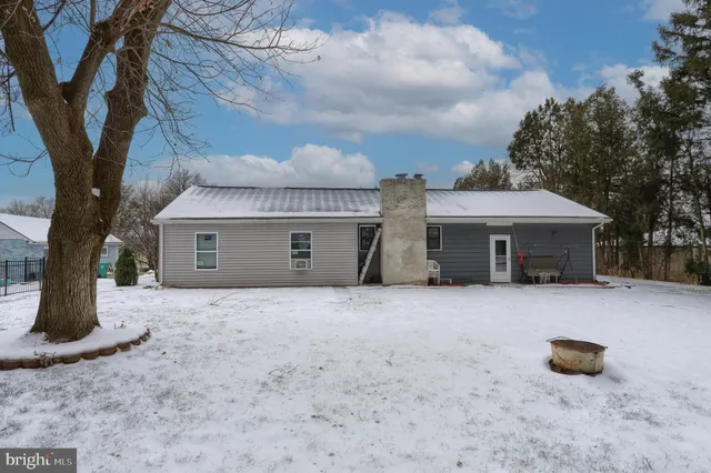 $359,900 | 6625 Jordan Drive, Harrisburg, PA 17111