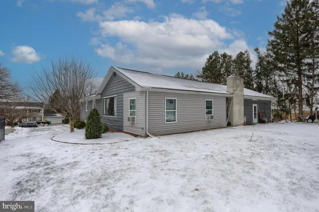 $359,900 | 6625 Jordan Drive, Harrisburg, PA 17111