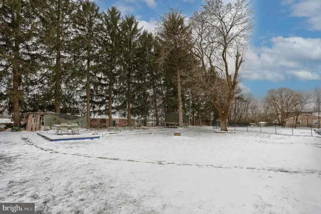 $359,900 | 6625 Jordan Drive, Harrisburg, PA 17111