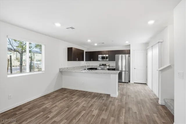 $1,950 | 5623 Sunset Amber Avenue, Las Vegas, NV 89122