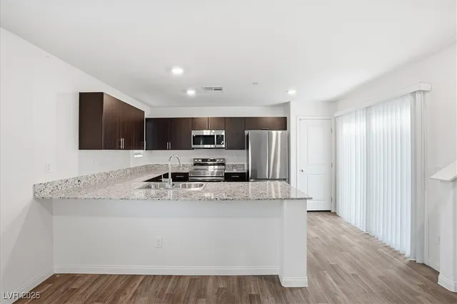 $1,950 | 5623 Sunset Amber Avenue, Las Vegas, NV 89122