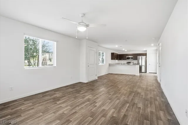 $1,950 | 5623 Sunset Amber Avenue, Las Vegas, NV 89122