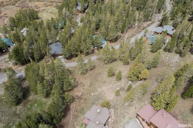 a picture of a glass window