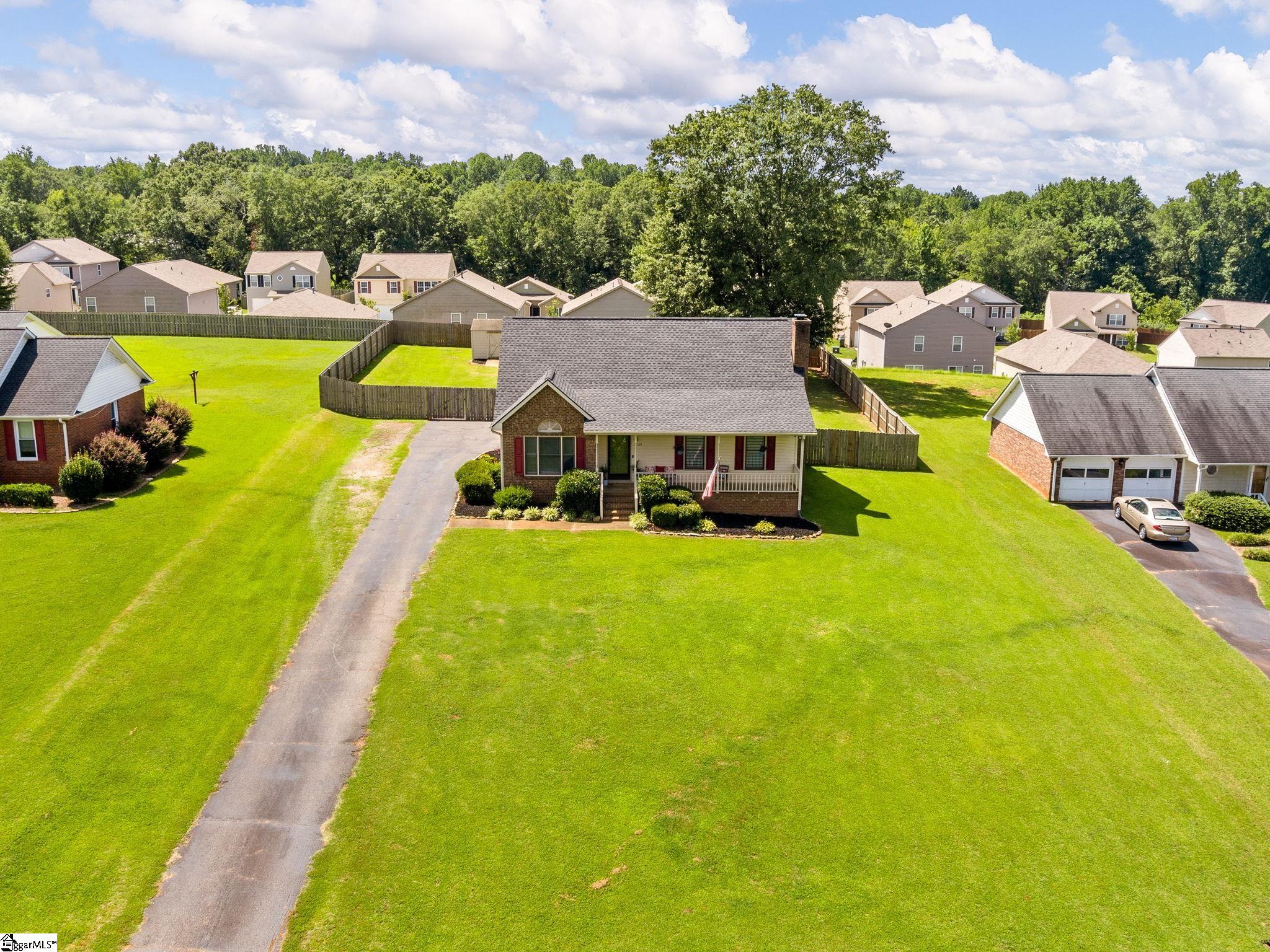 169 Parris Ridge Drive Boiling Springs, SC 29316 - Photo 2 of 36 Gallery Image 2