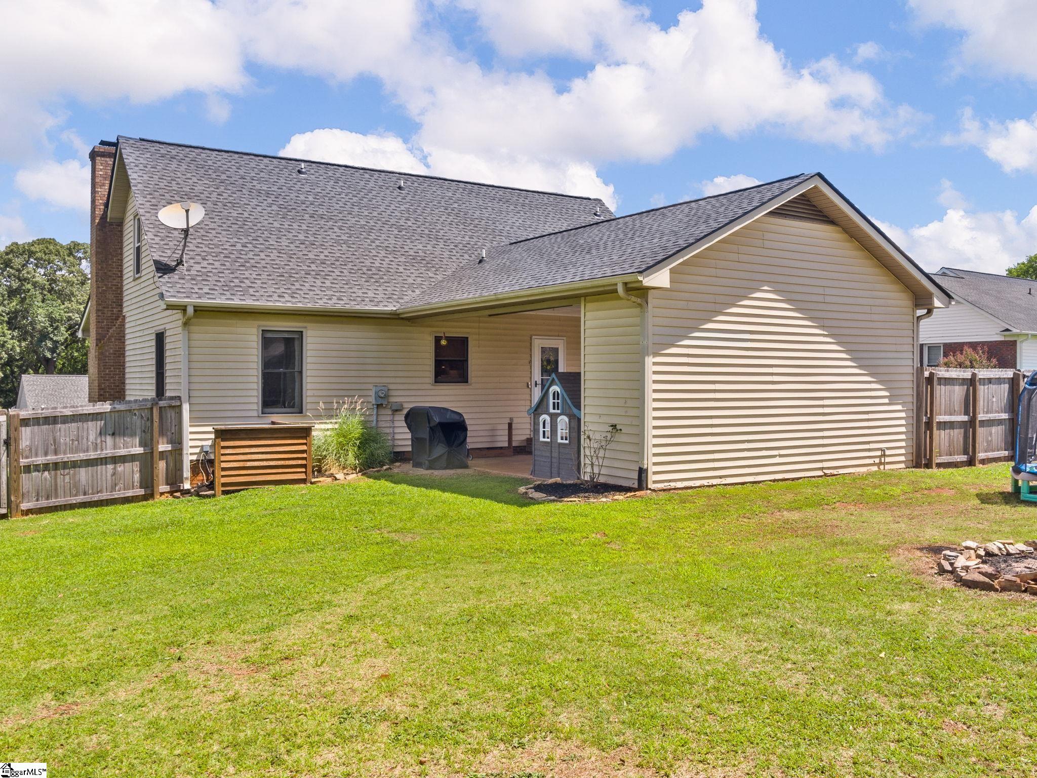 169 Parris Ridge Drive Boiling Springs, SC 29316 - Photo 31 of 36 Gallery Image 31