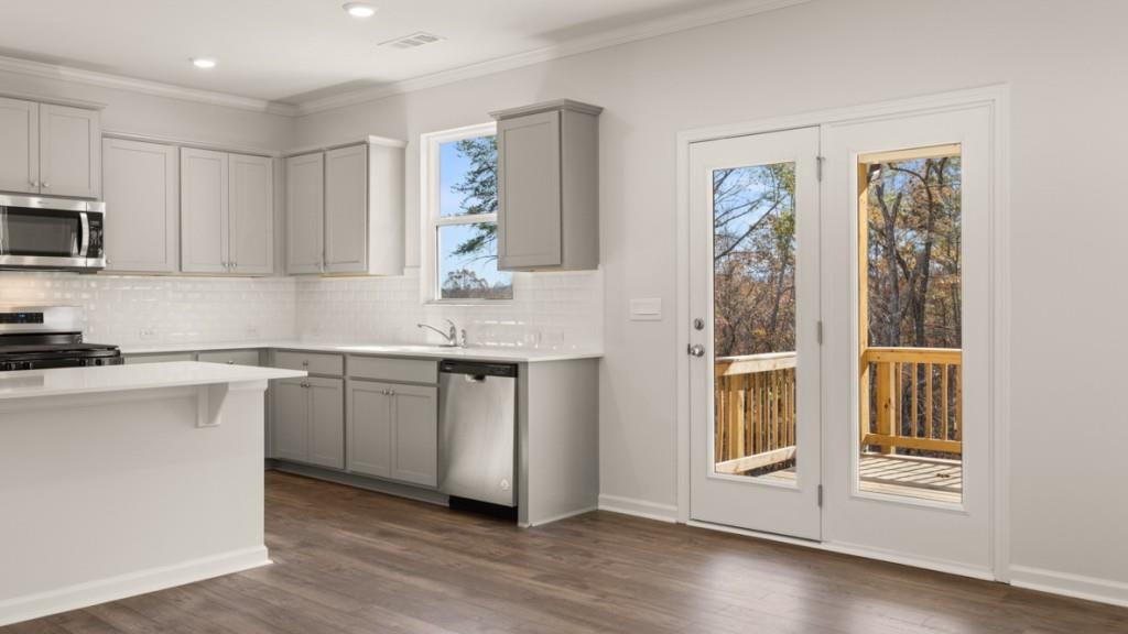 4035 Peregrine Way Gainesville, GA 30506 - Photo 14 of 37