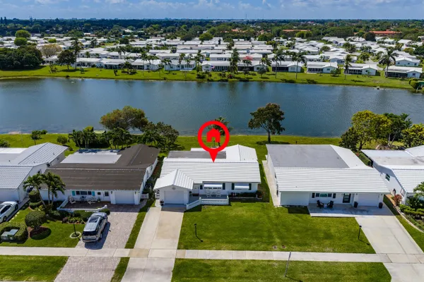 $410,000 | 2028 Southwest 19th Avenue, Boynton Beach, FL 33426