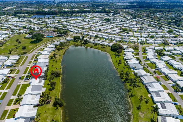 $410,000 | 2028 Southwest 19th Avenue, Boynton Beach, FL 33426