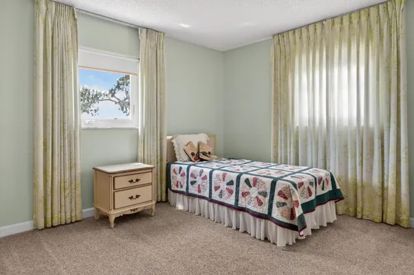 $410,000 | 2028 Southwest 19th Avenue, Boynton Beach, FL 33426