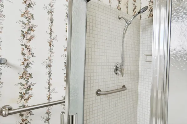 $410,000 | 2028 Southwest 19th Avenue, Boynton Beach, FL 33426