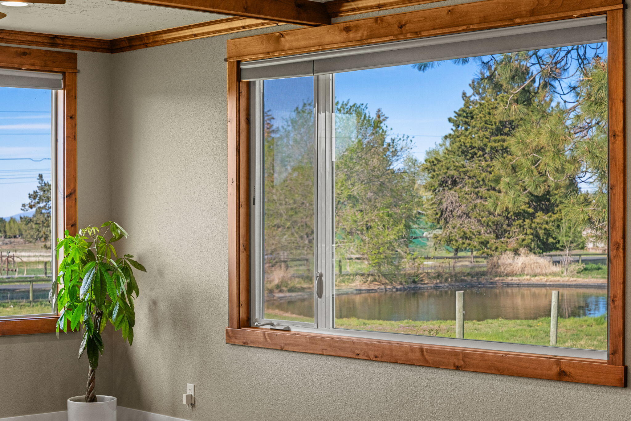 62466 Eagle Road Bend, OR 97701 - Photo 16 of 93 16