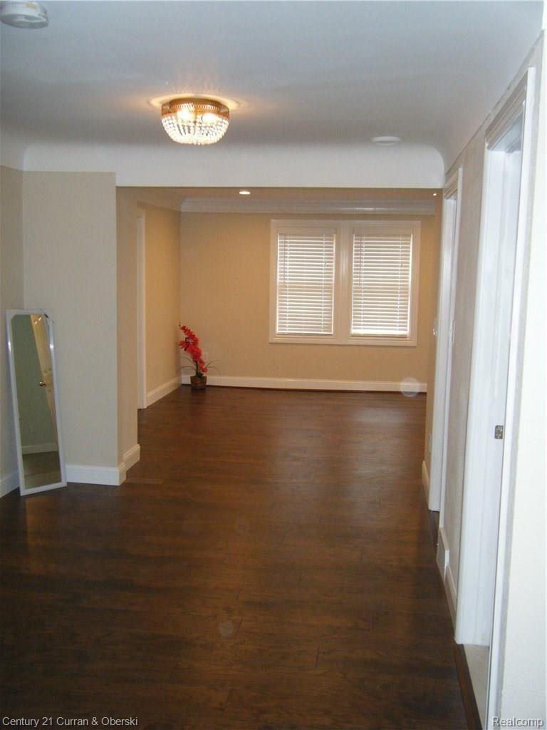 4539 Hannan Road Wayne, MI 48184 - Photo 21 of 31 DSCF8098.JPG