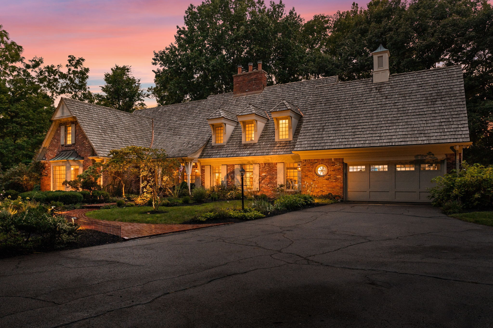 8920 Pickwick Drive Indianapolis, IN 46260 - Photo 3 of 90