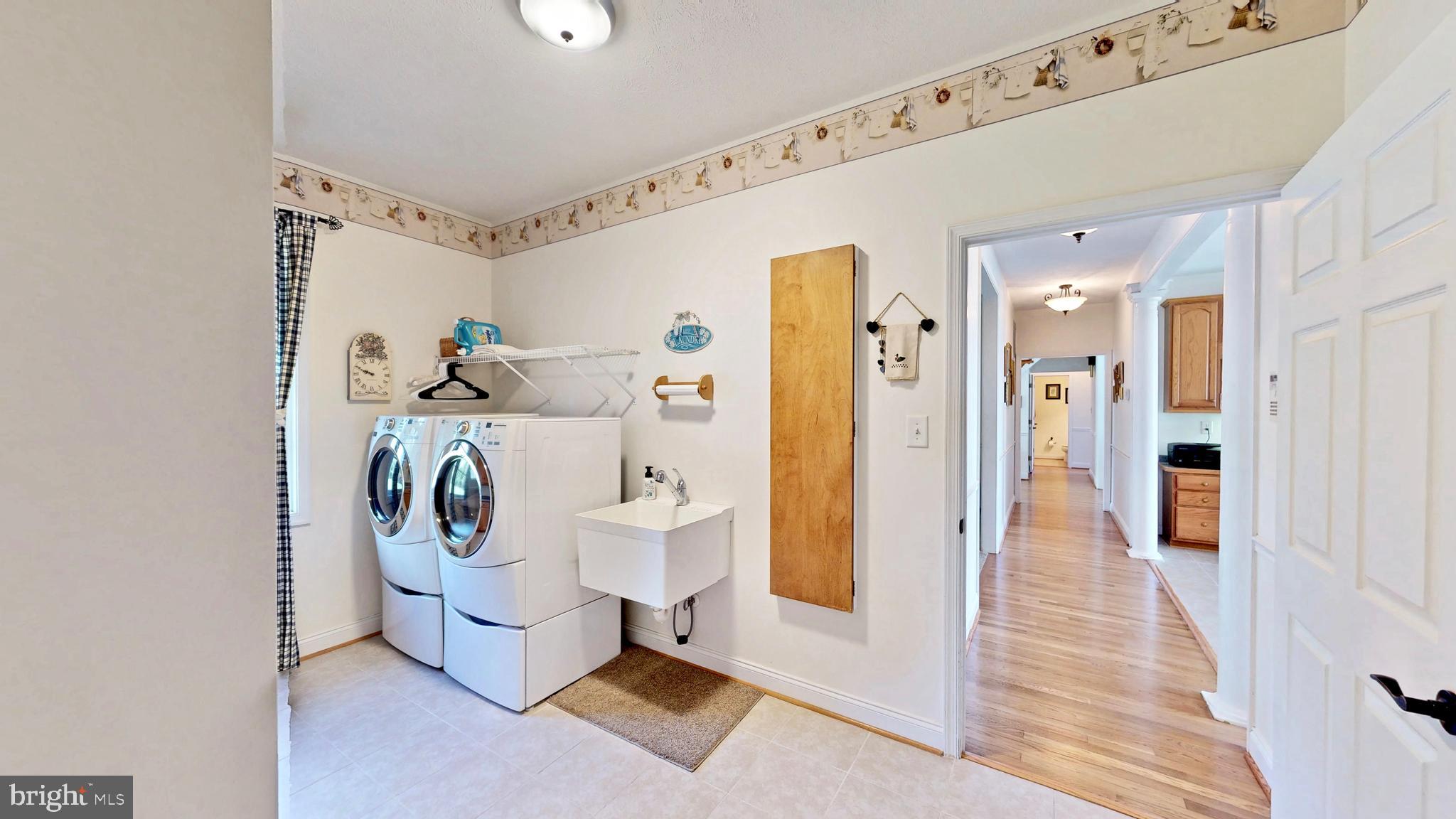 13785 Waverly Point Road Newburg, MD 20664 - Photo 27 of 65 Main Level - Laundry Room
