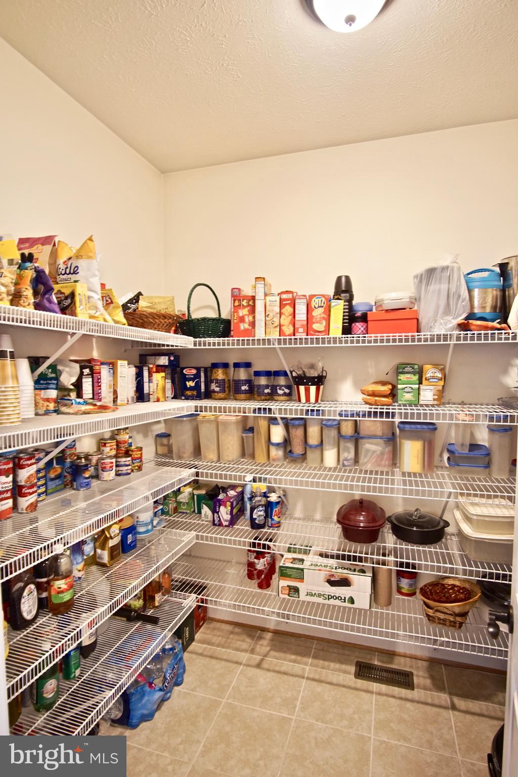 13785 Waverly Point Road Newburg, MD 20664 - Photo 28 of 65 Main Level - Pantry