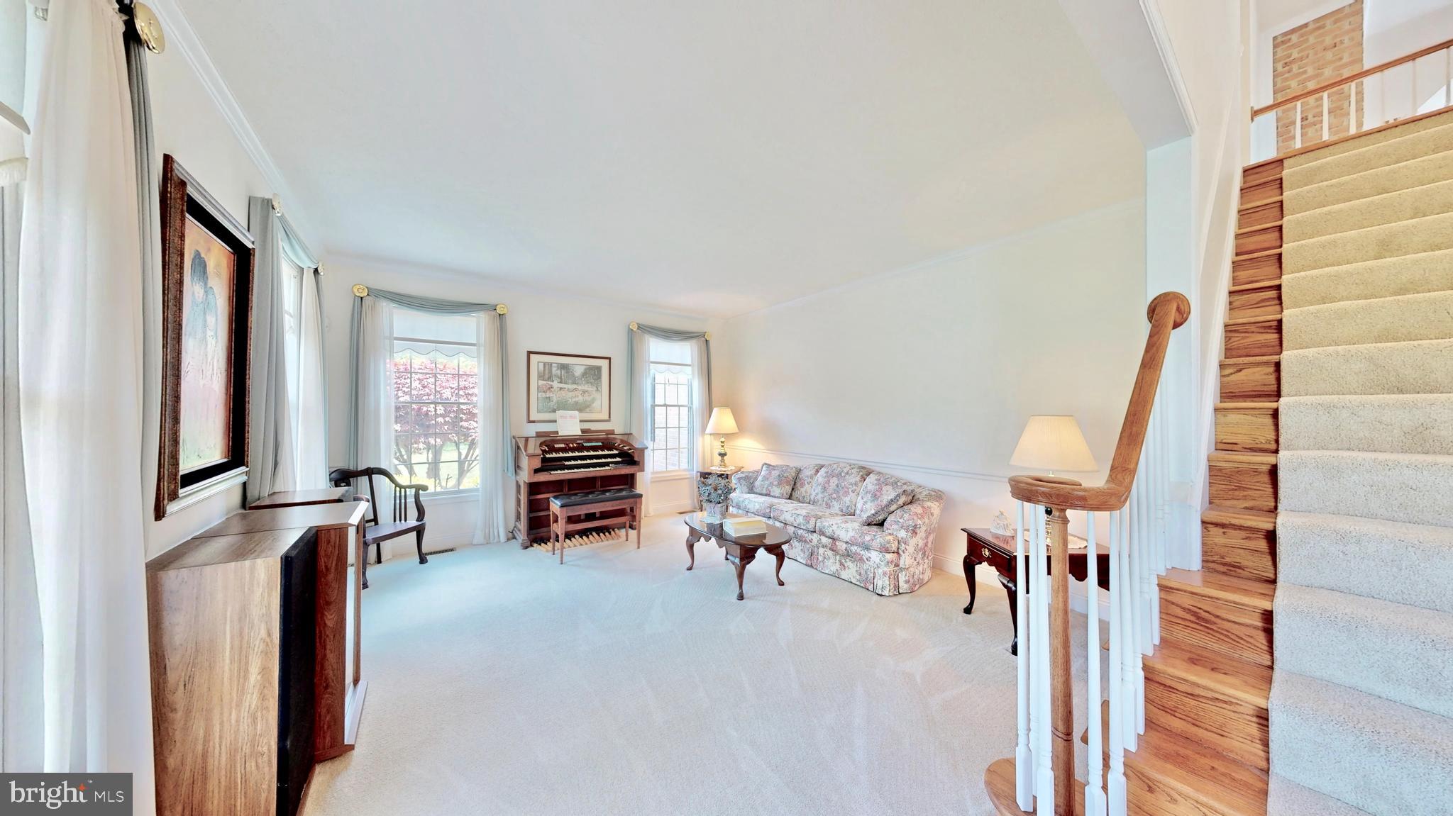 13785 Waverly Point Road Newburg, MD 20664 - Photo 10 of 65 Main Level - Formal Living Room