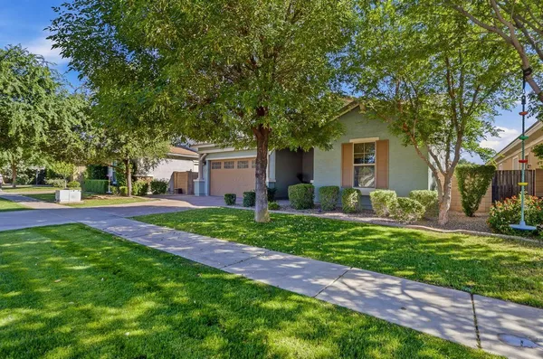 $3,595 | 4073 East Weather Vane Road, Gilbert, AZ 85296