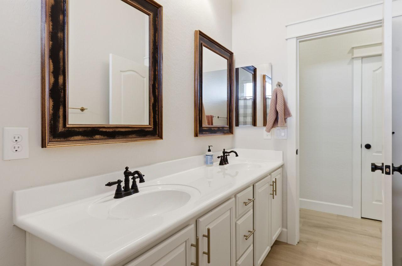 4073 East Weather Vane Road Gilbert, AZ 85296 - Photo 32 of 51 Photo #32