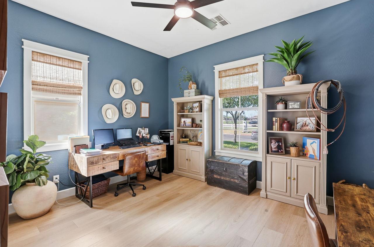 4073 East Weather Vane Road Gilbert, AZ 85296 - Photo 8 of 51 Photo #8