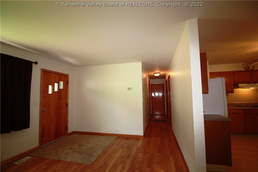 1439 Rocky Step Road Scott Depot, WV 25560 - Photo 18 of 30 Gallery Image 18