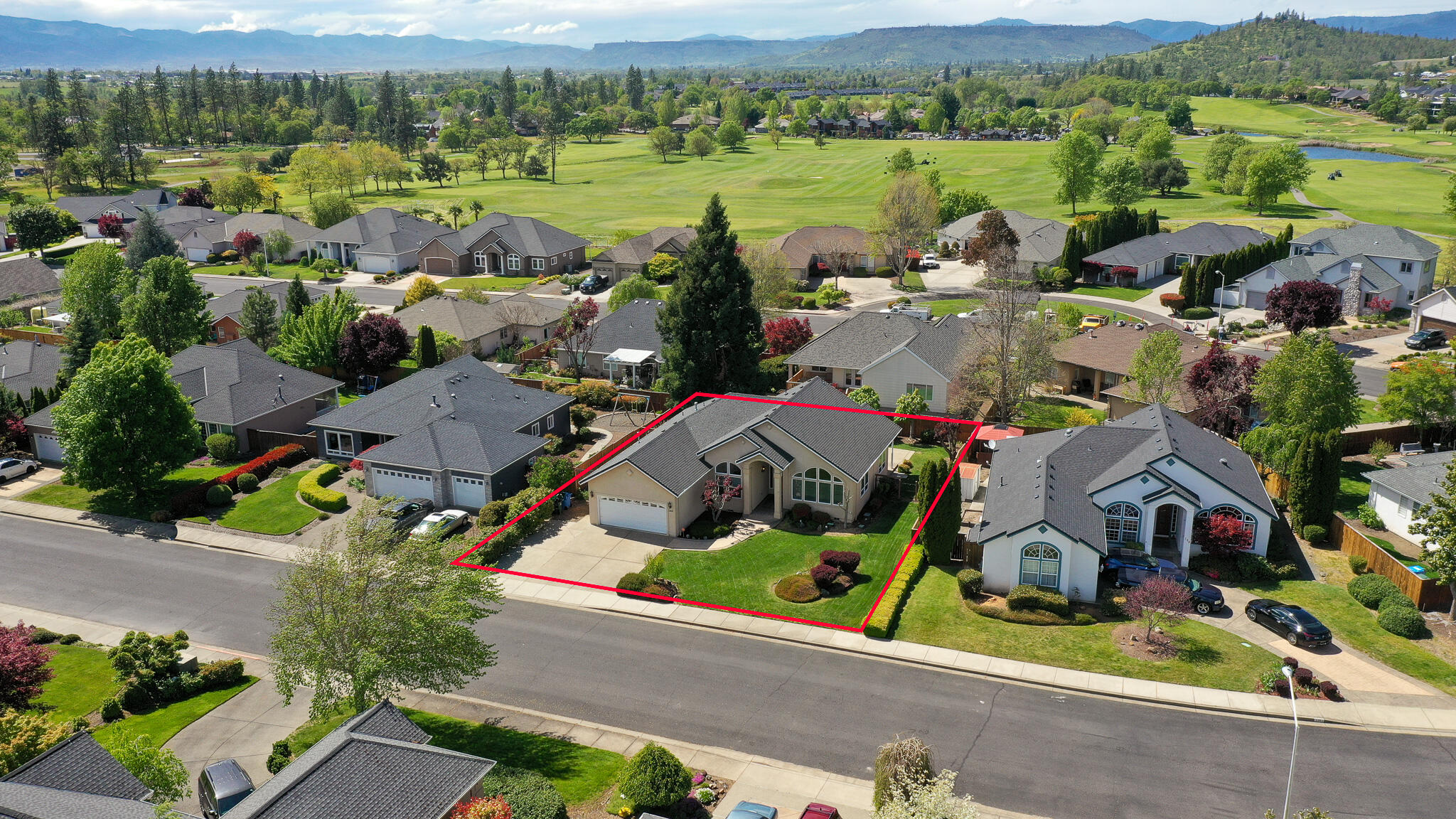 160 Keystone Way Eagle Point, OR 97524 - Photo 32 of 39