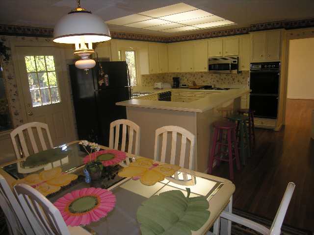 655 Alverson Road Campobello, SC 29322 - Photo 7 of 18