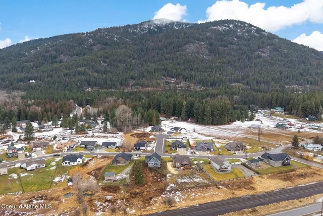 $675,000 | 3212 Goodman Drive, Sandpoint, ID 83864