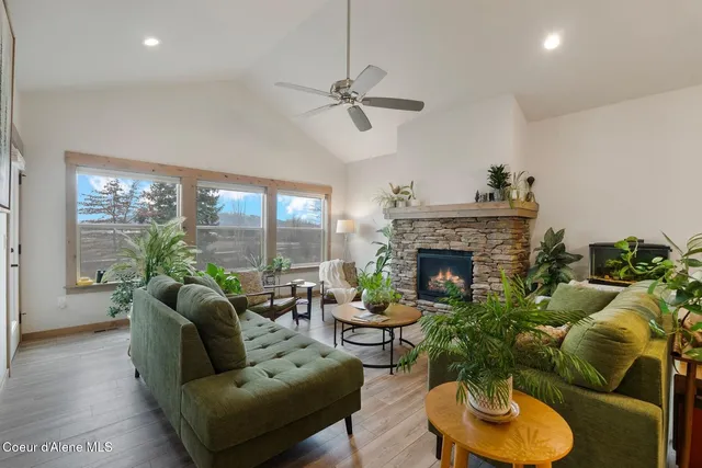 $675,000 | 3212 Goodman Drive, Sandpoint, ID 83864