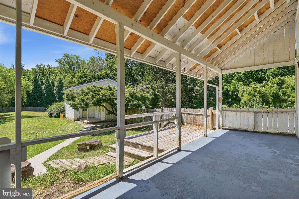 73 Church Road Arnold, MD 21012 - Photo 27 of 29 a view of backyard with green space