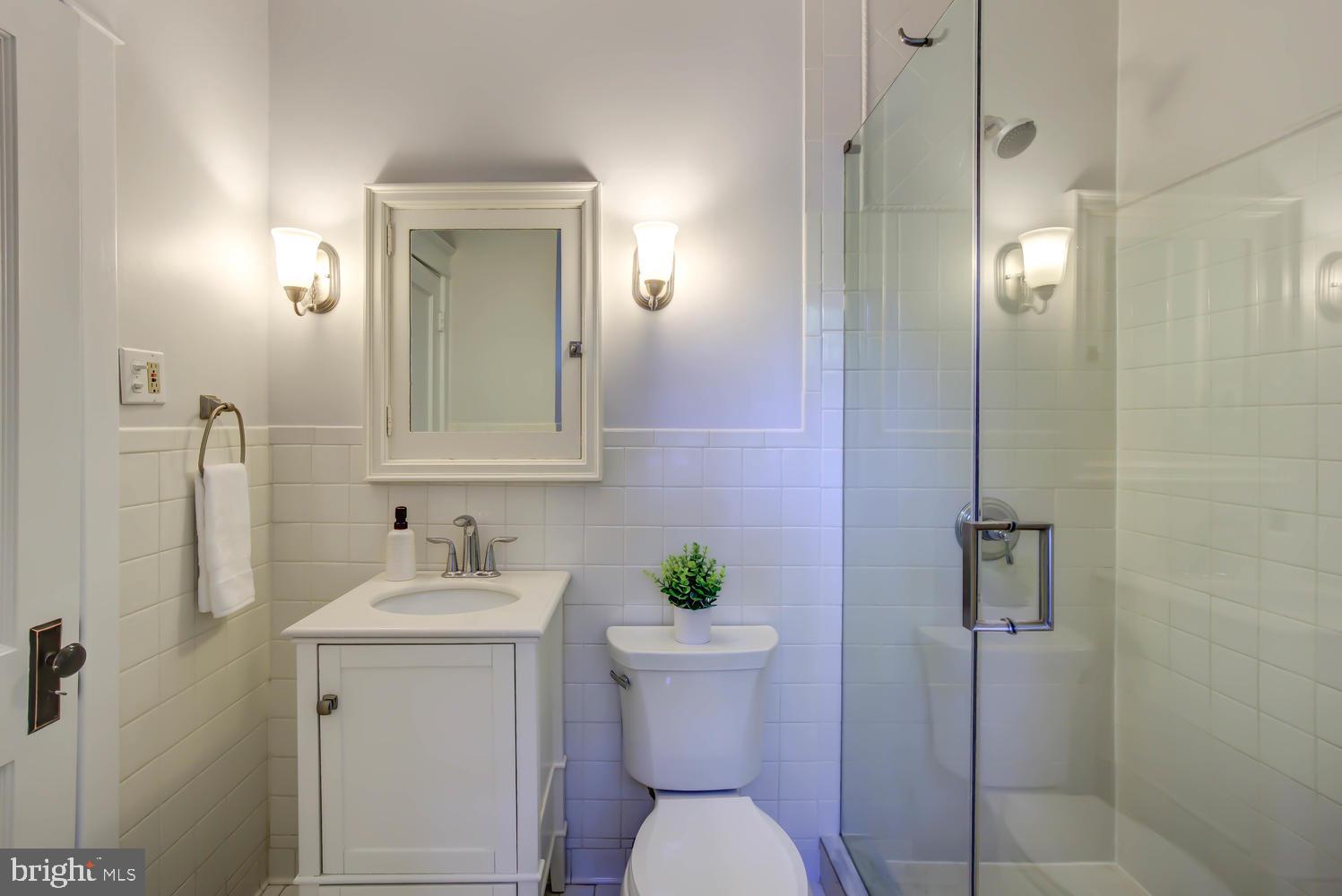 2900 Franklin Road Arlington, VA 22201 - Photo 23 of 75