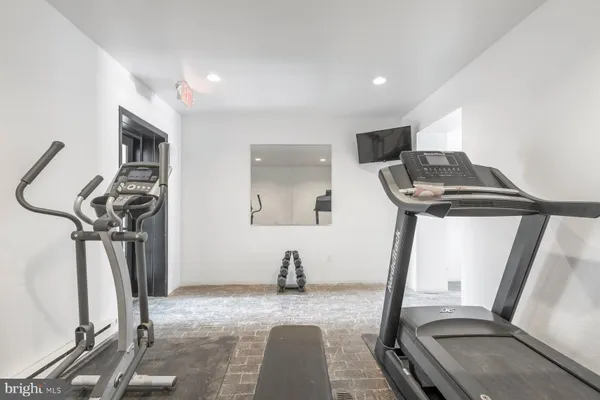 $8,400 | 205 South Patrick Street, Alexandria, VA 22314