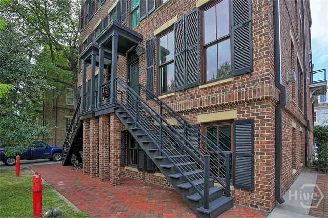 $1,795,000 | 407 East Mc Donough Street, Savannah, GA 31401